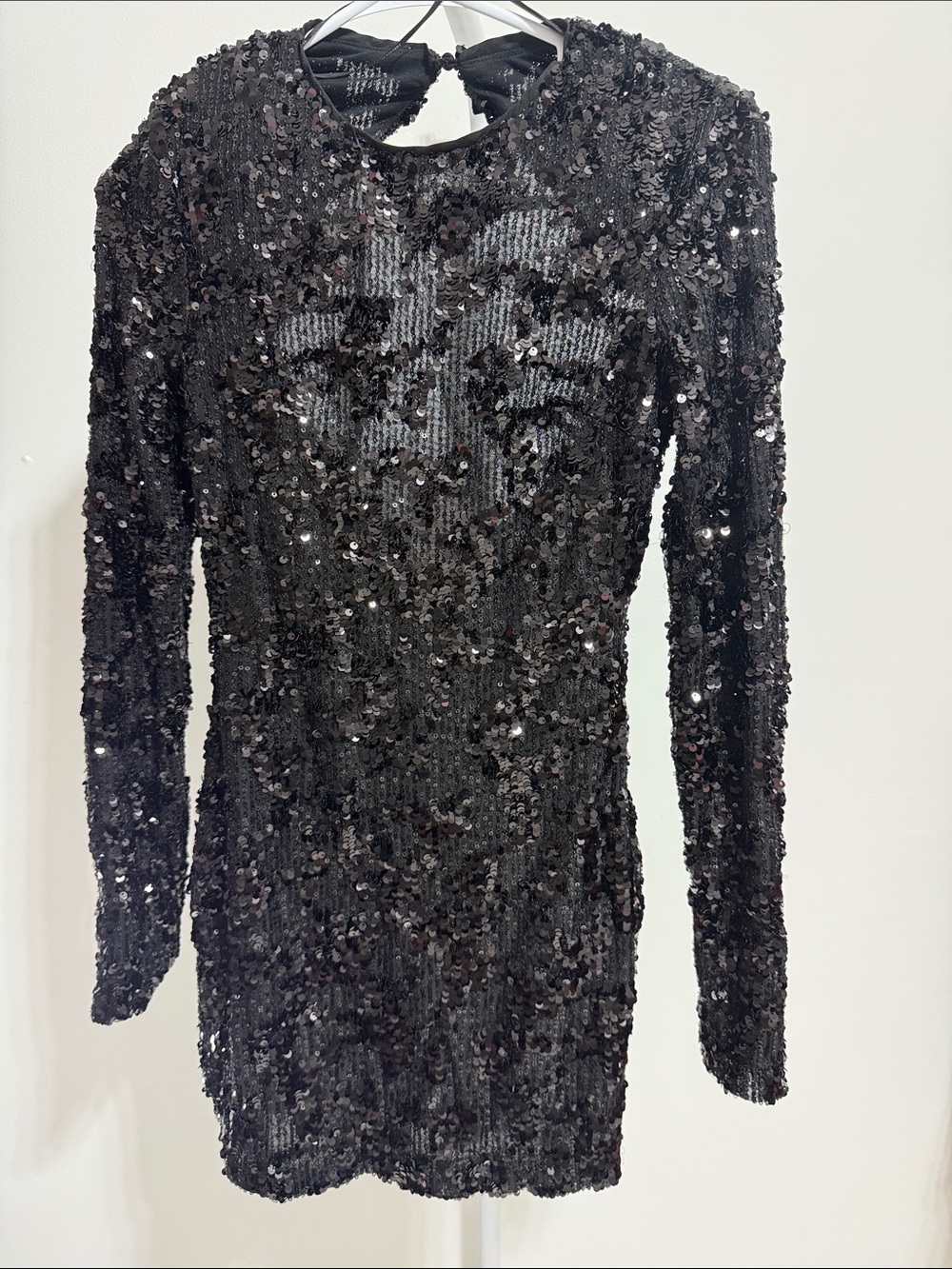 Forever 21 Black Sequin Long-Sleeve Mini Dress waist is 13 has stretch